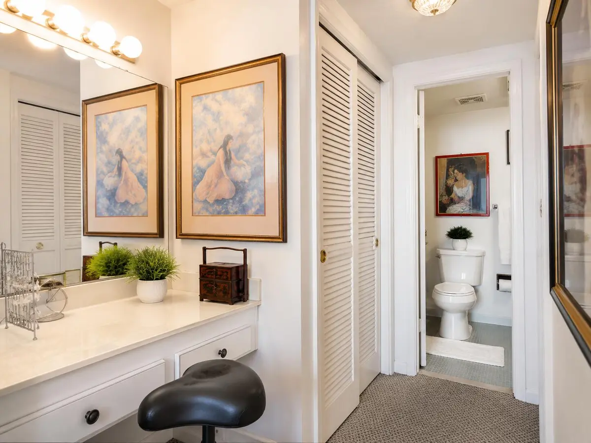 4330 602 bed vanity at 4330 HILLCREST Drive 602, Hollywood