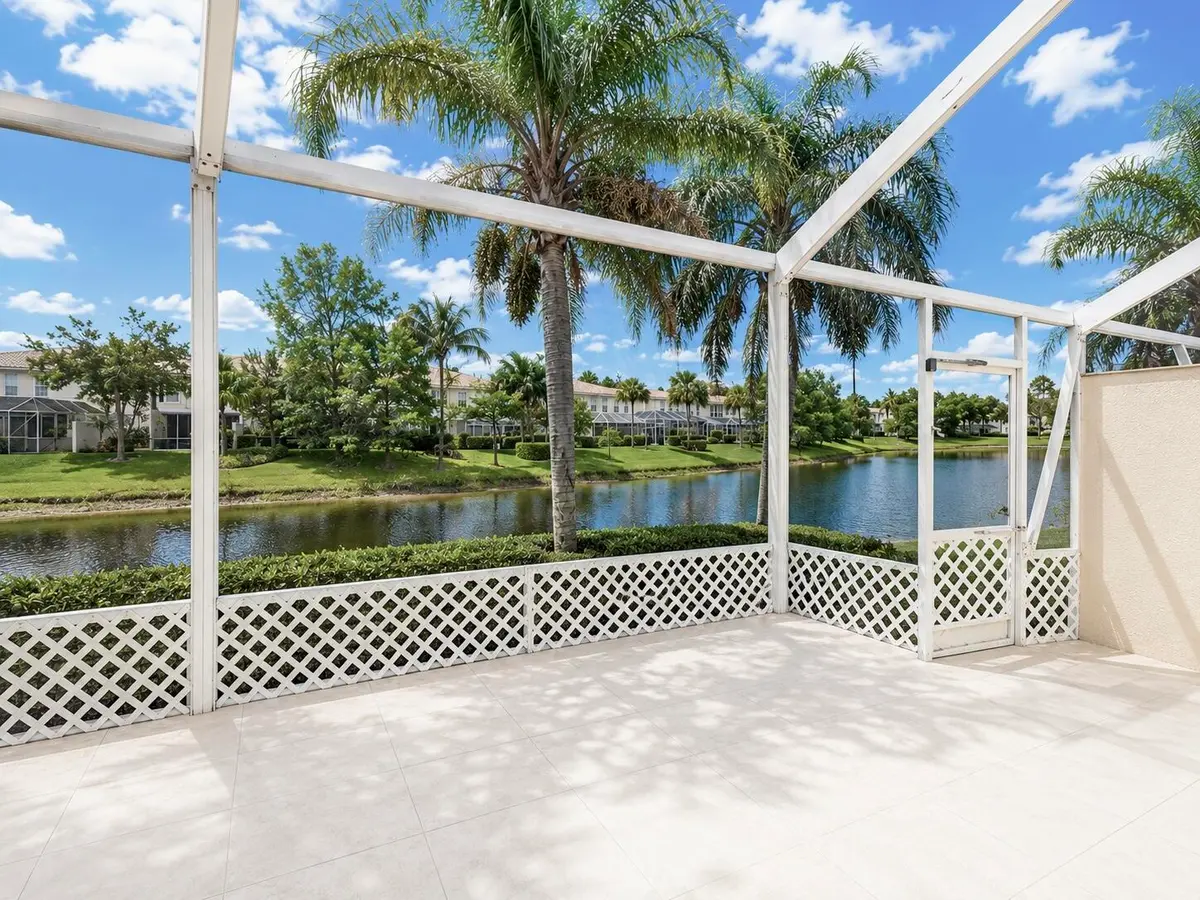 Patio with waterview at 154 SANTA BARBARA Way, Palm Beach Gardens