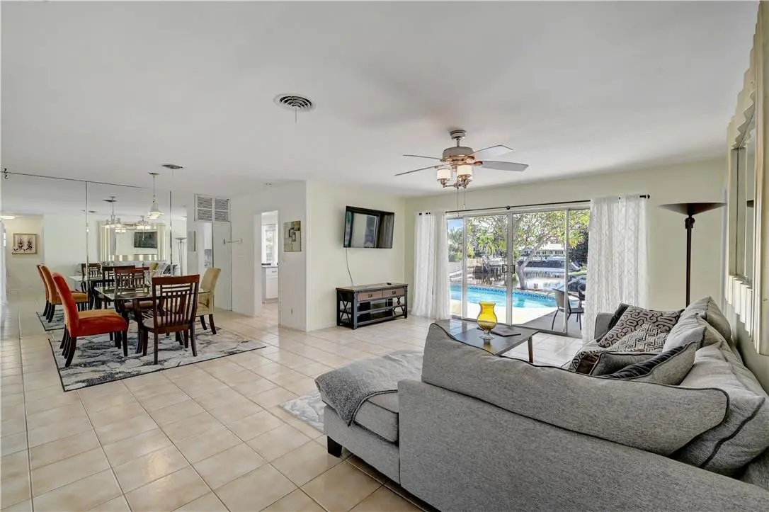 Photo 6 at 840 SW 7TH Street, Boca Raton