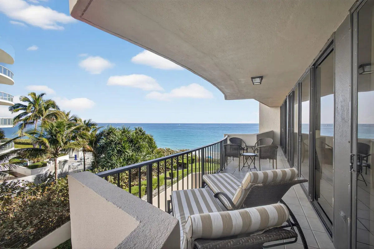 48-web-or-mls-5D1A0914 at 4200 N Ocean Drive 1-406, Riviera Beach