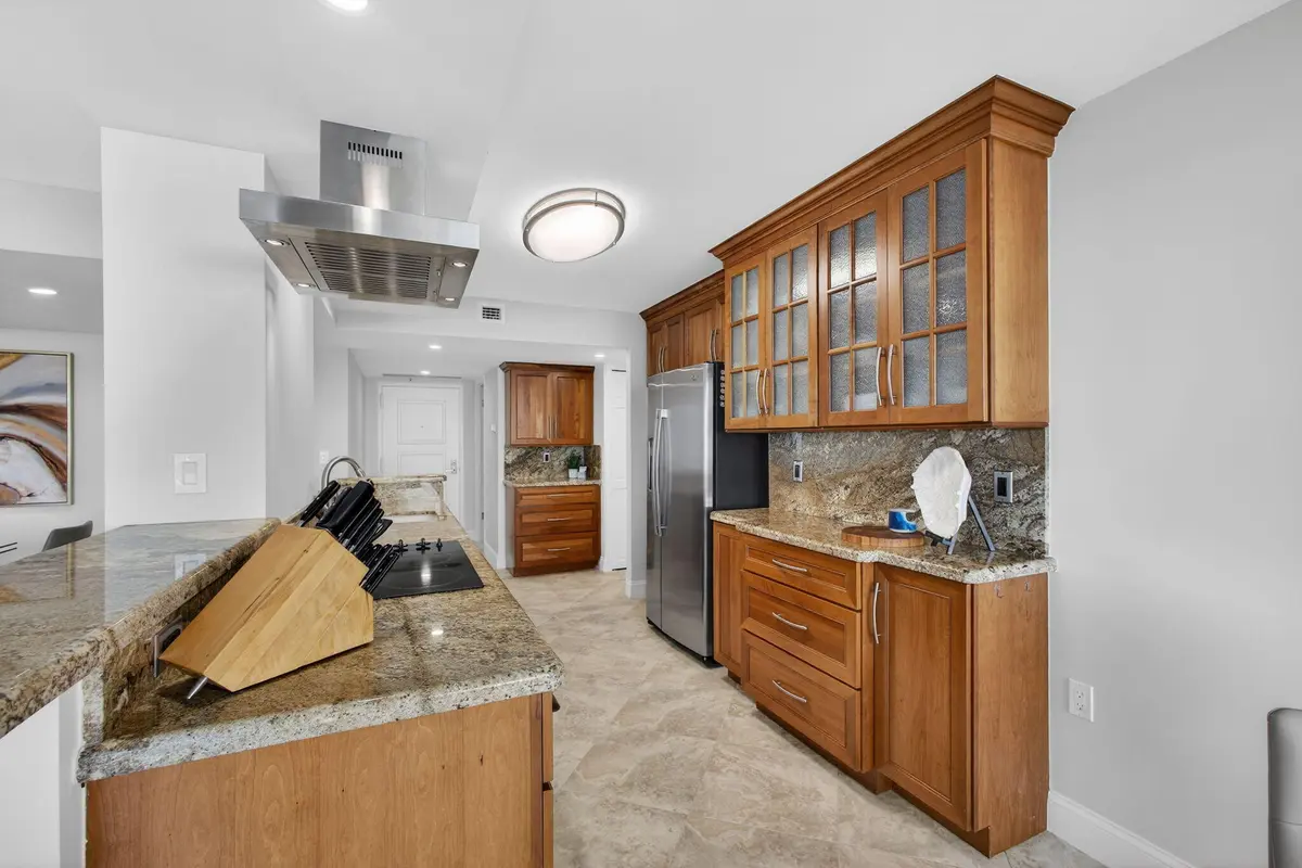 6-web-or-mls-5D1A0673 at 4200 N Ocean Drive 1-406, Riviera Beach