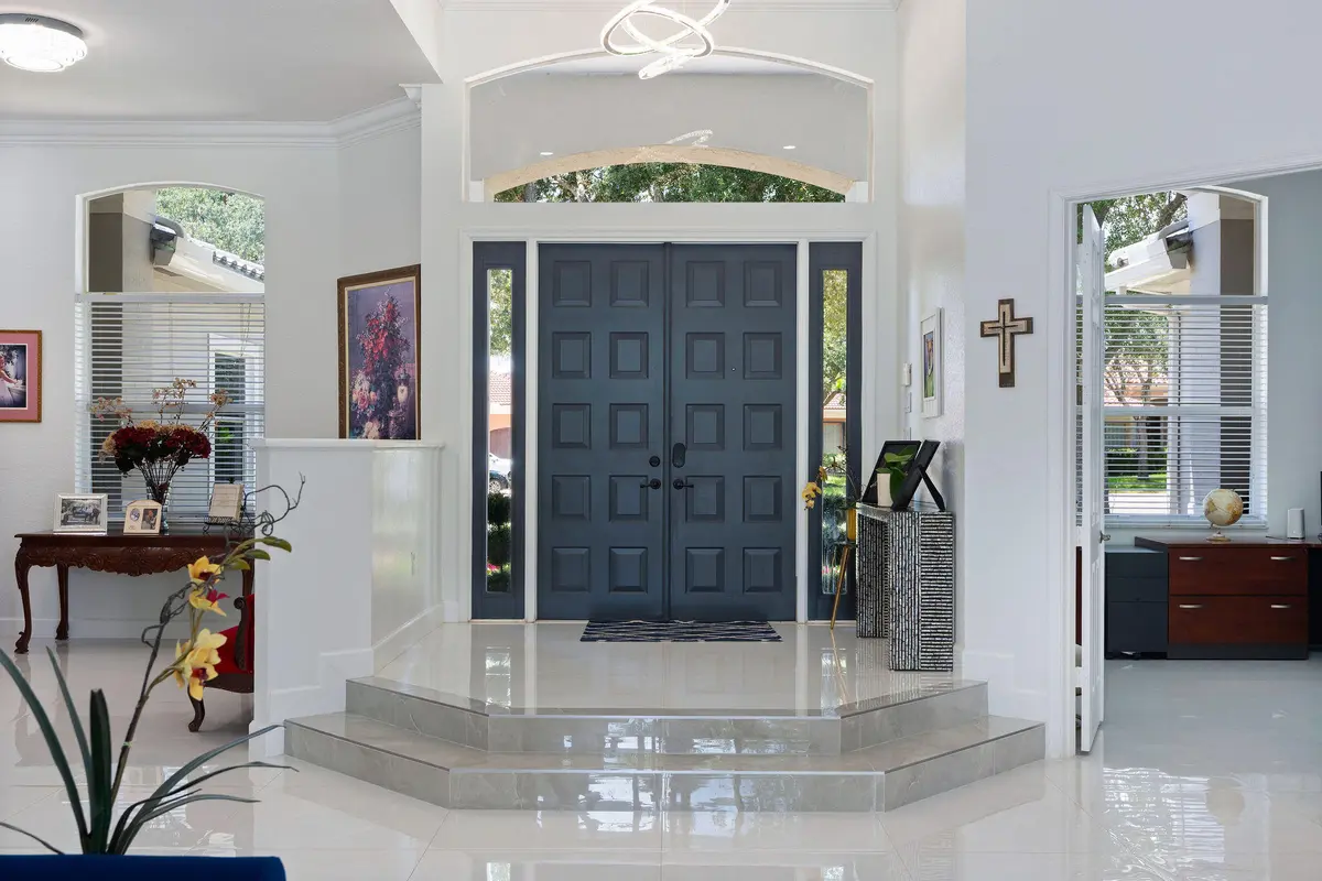 000_ at 3958 SW 140TH Avenue, Davie