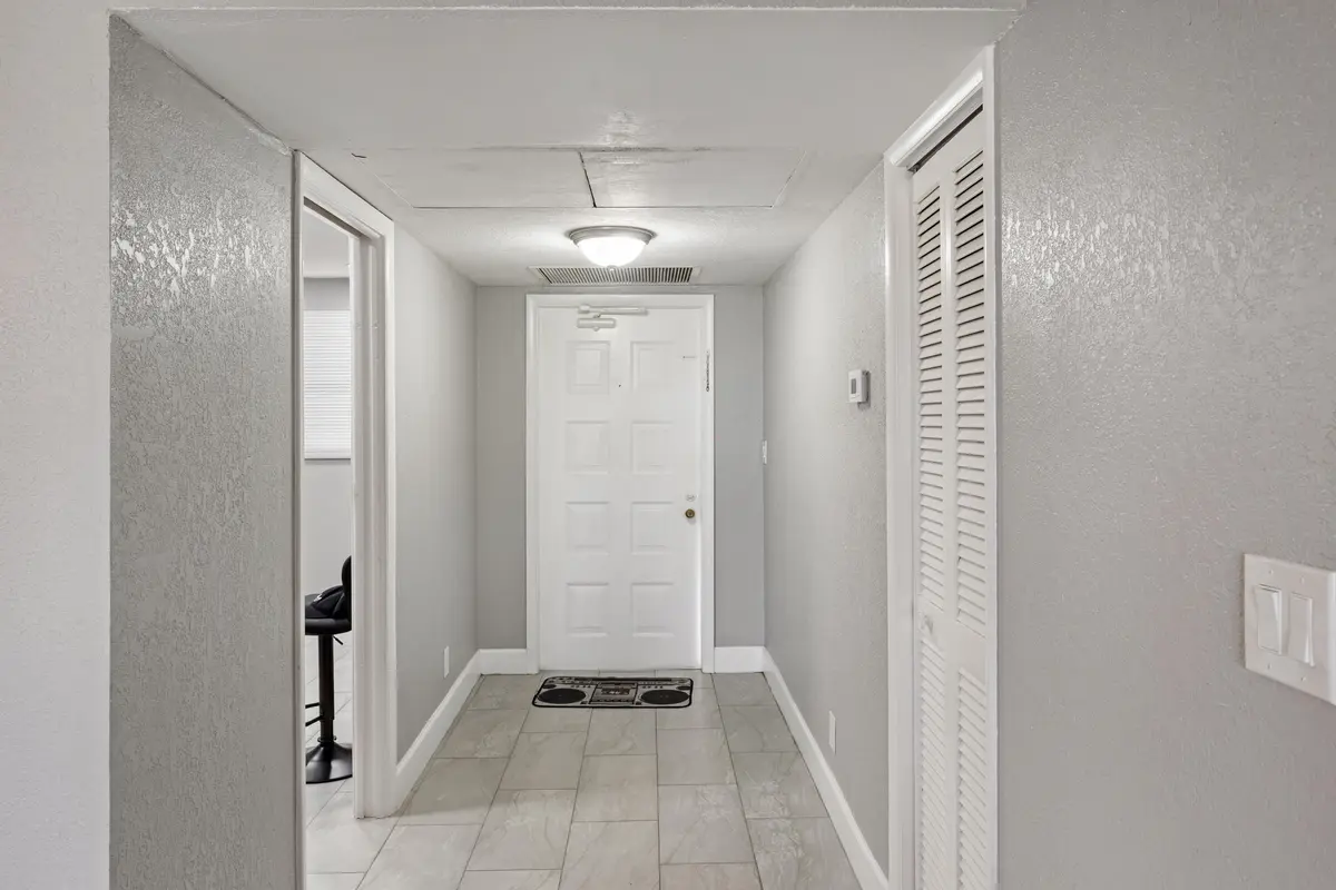 2850 Forest Hills  Boulevard 211, Coral Springs, FL – photo 5