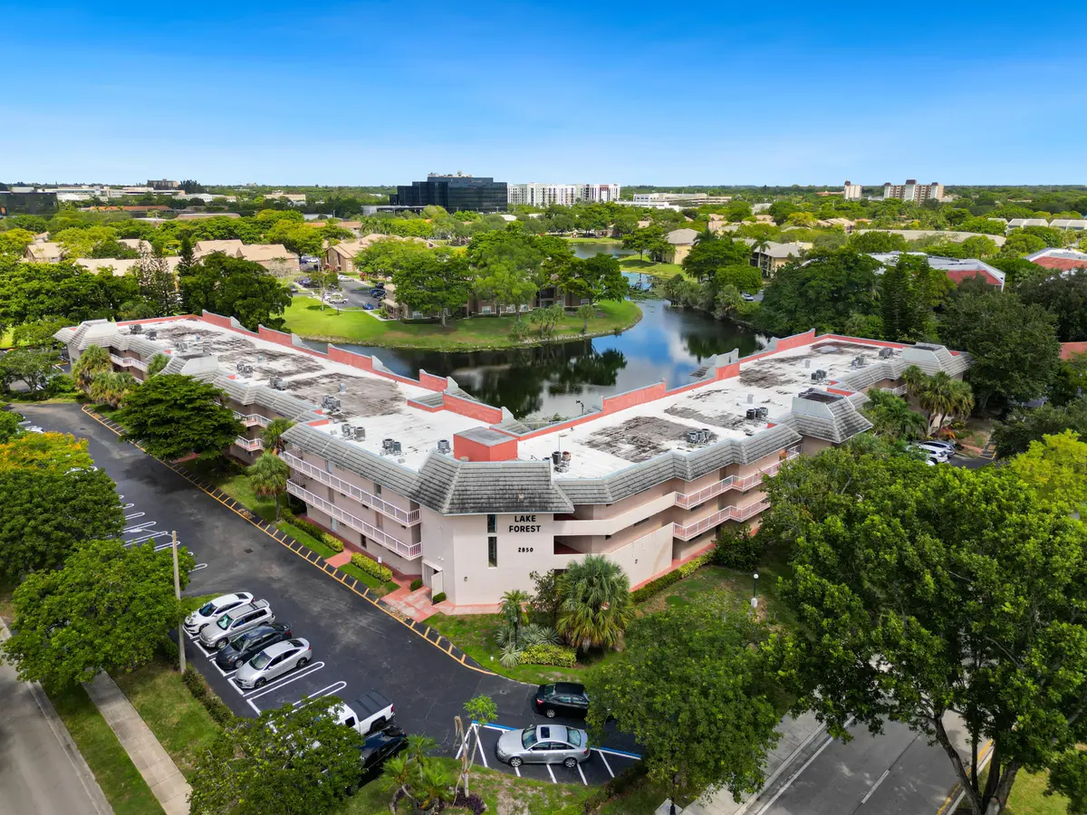 2850 Forest Hills  Boulevard 211, Coral Springs, FL – photo 1