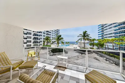 3500 Galt Ocean Drive 207, Fort Lauderdale – Condominium for sale