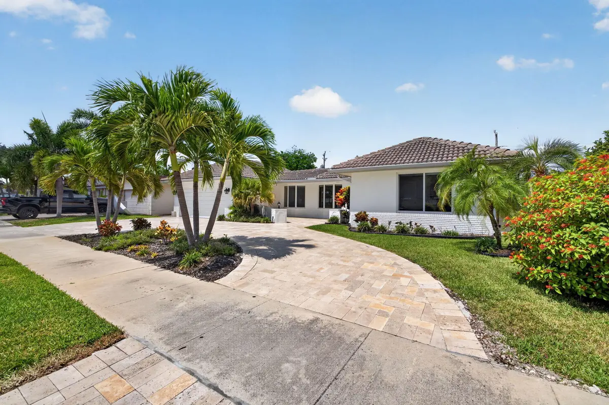 3-web-or-mls-699A8191 at 6351 NE 22nd Avenue, Fort Lauderdale