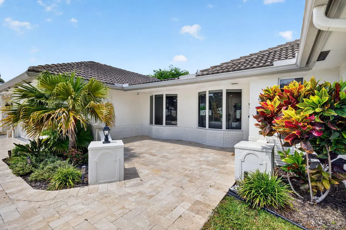 4-web-or-mls-699A8196 at 6351 NE 22nd Avenue, Fort Lauderdale