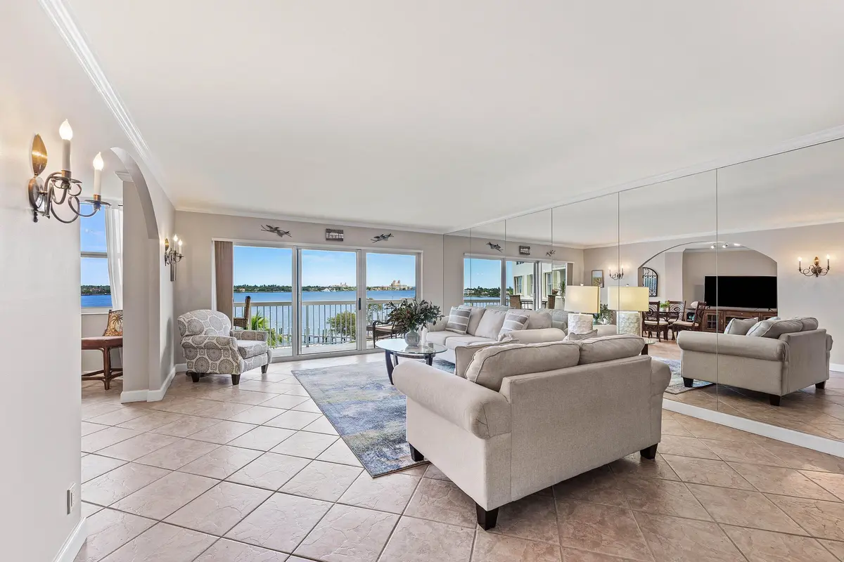 2 007-2600NorthFlaglerDrive-509-WestPalm at 2600 N Flagler Drive 509, West Palm Beach