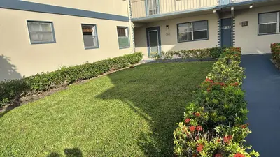 201 BRITTANY, Delray Beach – Condominium for sale