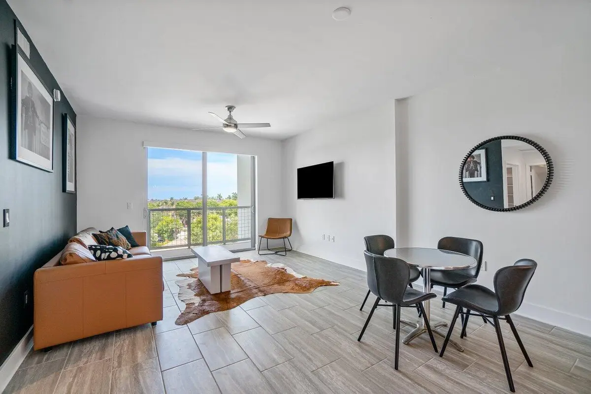 006-236Southeast5thAvenue-DelrayBeach-FL at 236 SE Fifth Avenue 303, Delray Beach