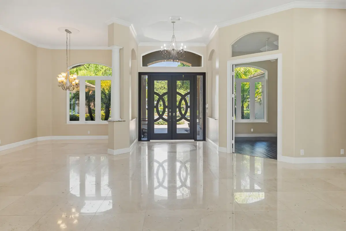 Entry at 8480 MAN O WAR Road, Palm Beach Gardens