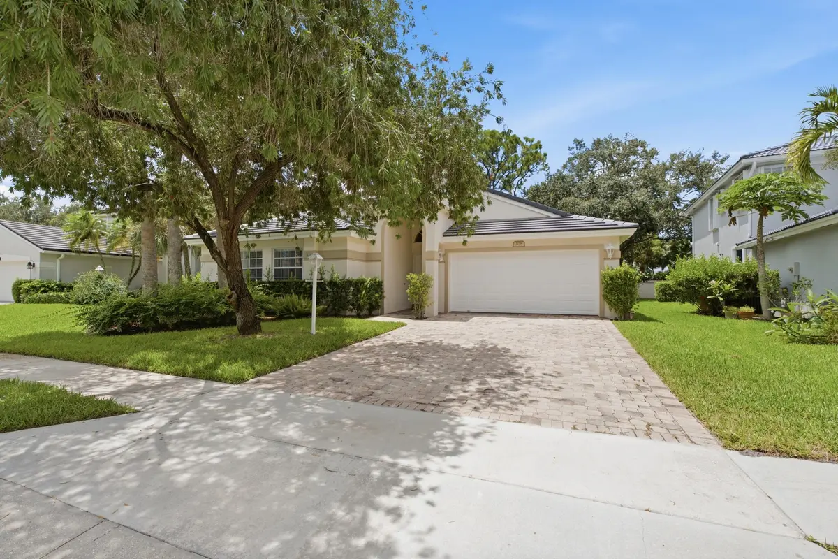 Front of Structure at 208 Jones Creek Drive, Jupiter