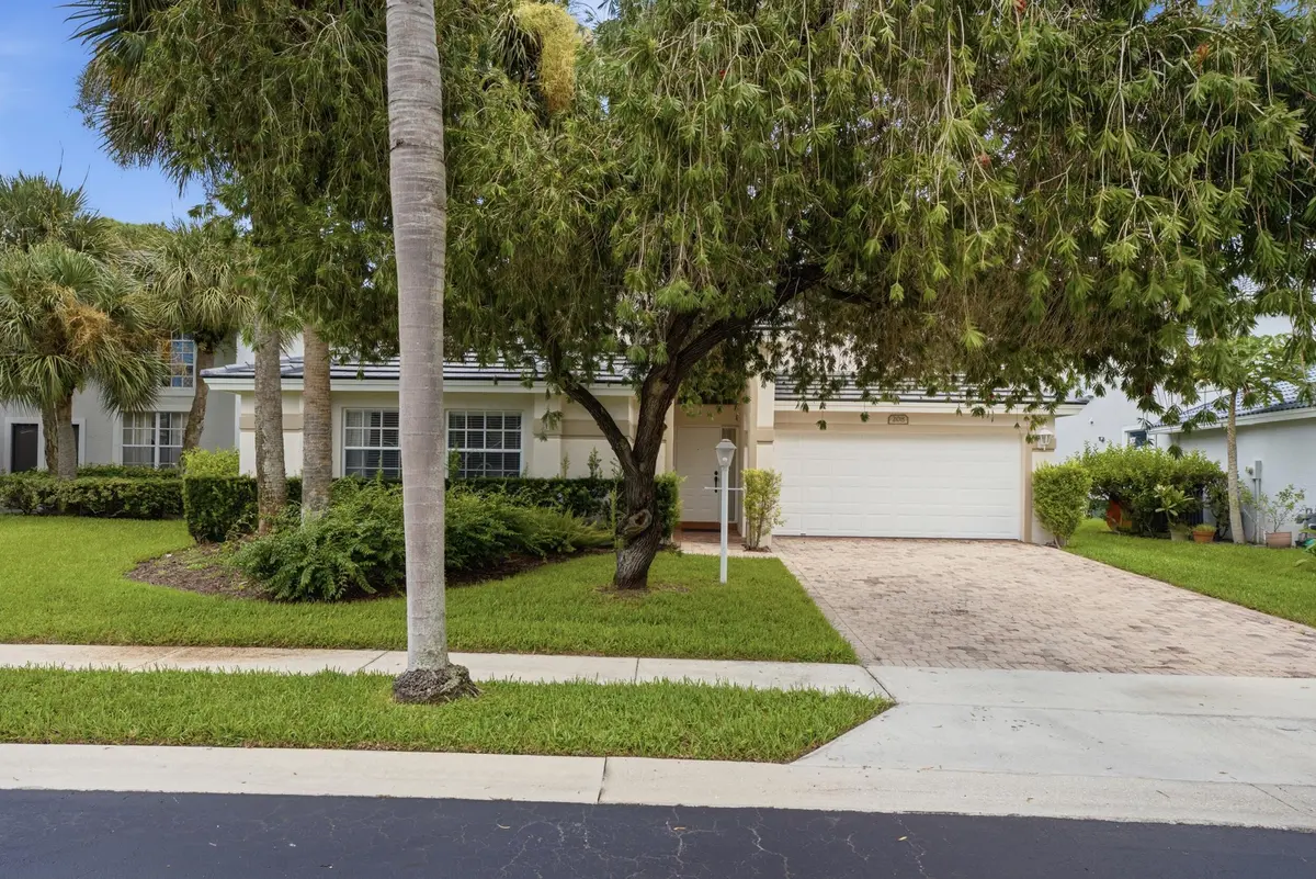 Front of Structure at 208 Jones Creek Drive, Jupiter