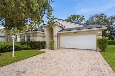 208 Jones Creek Drive, Jupiter – sold