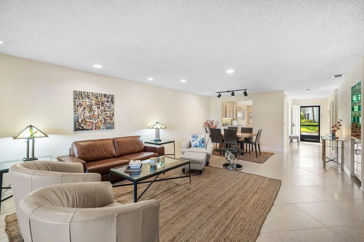 Living Area at 61 Eastgate Drive C, Boynton Beach