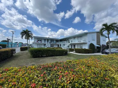 401 N J Street 5, Lake Worth Beach – Condominium for sale