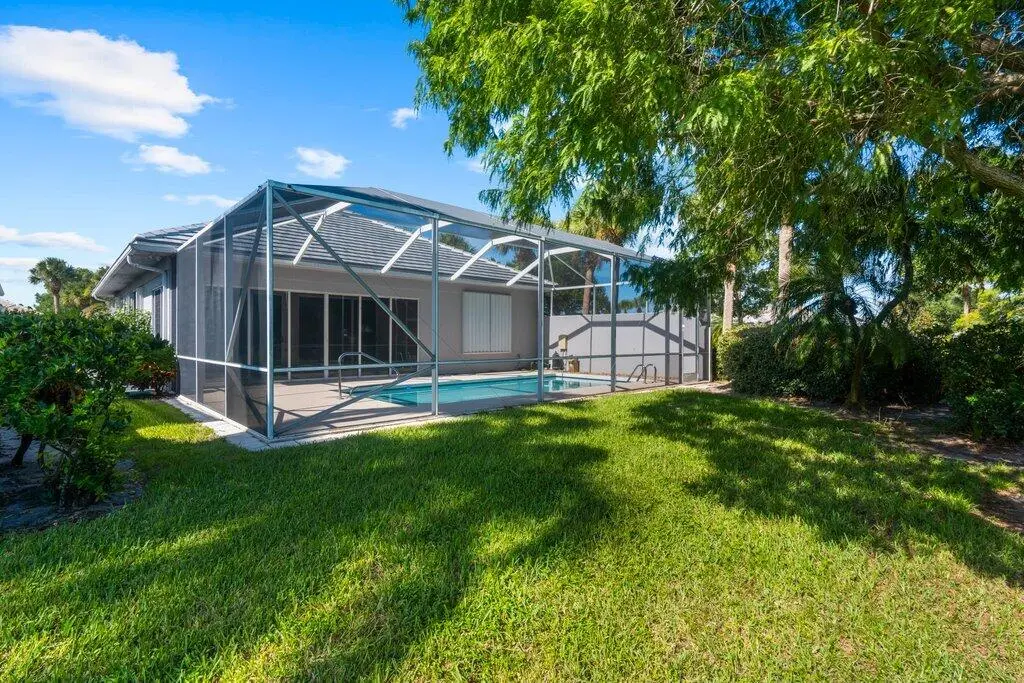 DSC05757.jpg-SMALL at 323 NW BENTLEY Circle, Port St. Lucie