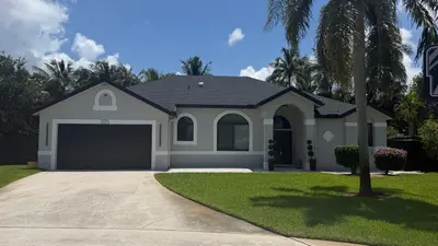 132 NOTTINGHAM Road, Royal Palm Beach – Single Family Residence for rent