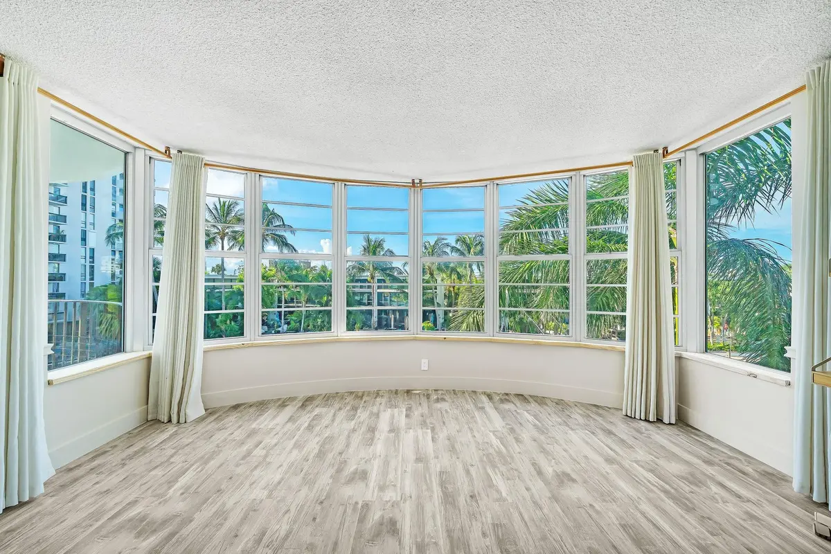 Sun Room at 3051 NE 48TH Street 301, Fort Lauderdale
