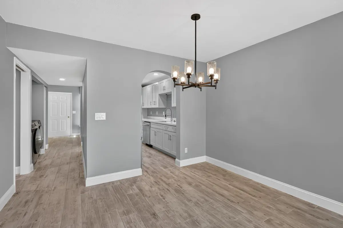 11-web-or-mls-5P1A4323 at 203 Grove Isle Circle, Vero Beach