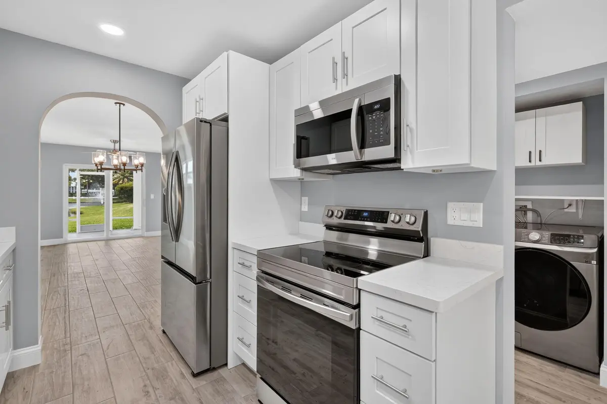 16-web-or-mls-5P1A4292 at 203 Grove Isle Circle, Vero Beach