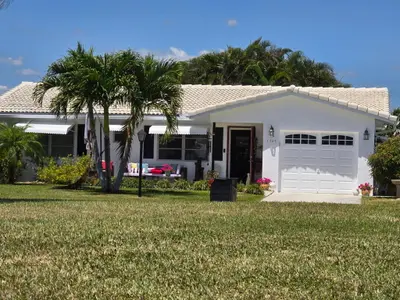 1707 SW 19TH Court, Boynton Beach – Single Family Residence for sale
