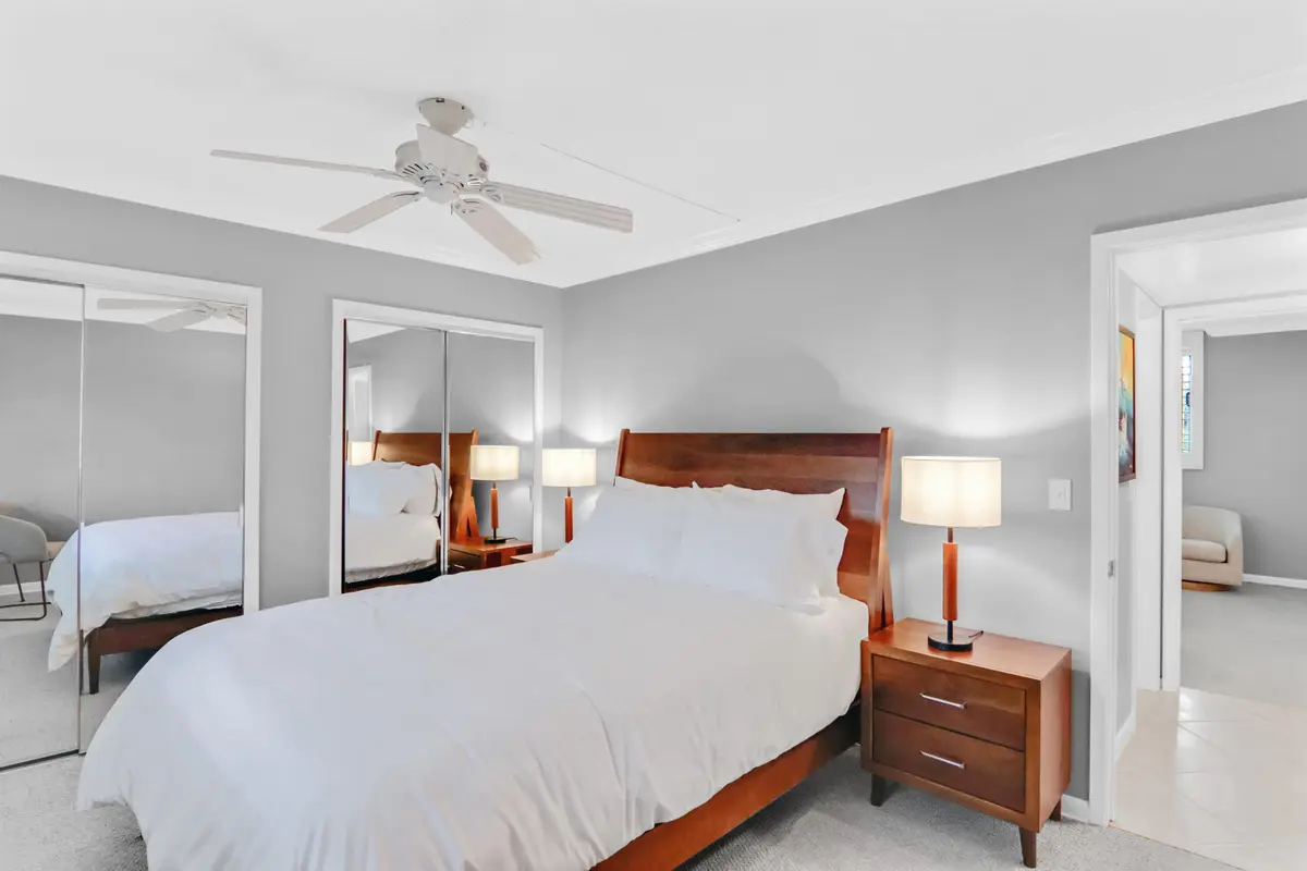 IMG_3673 at 139 SUNRISE Avenue 103, Palm Beach