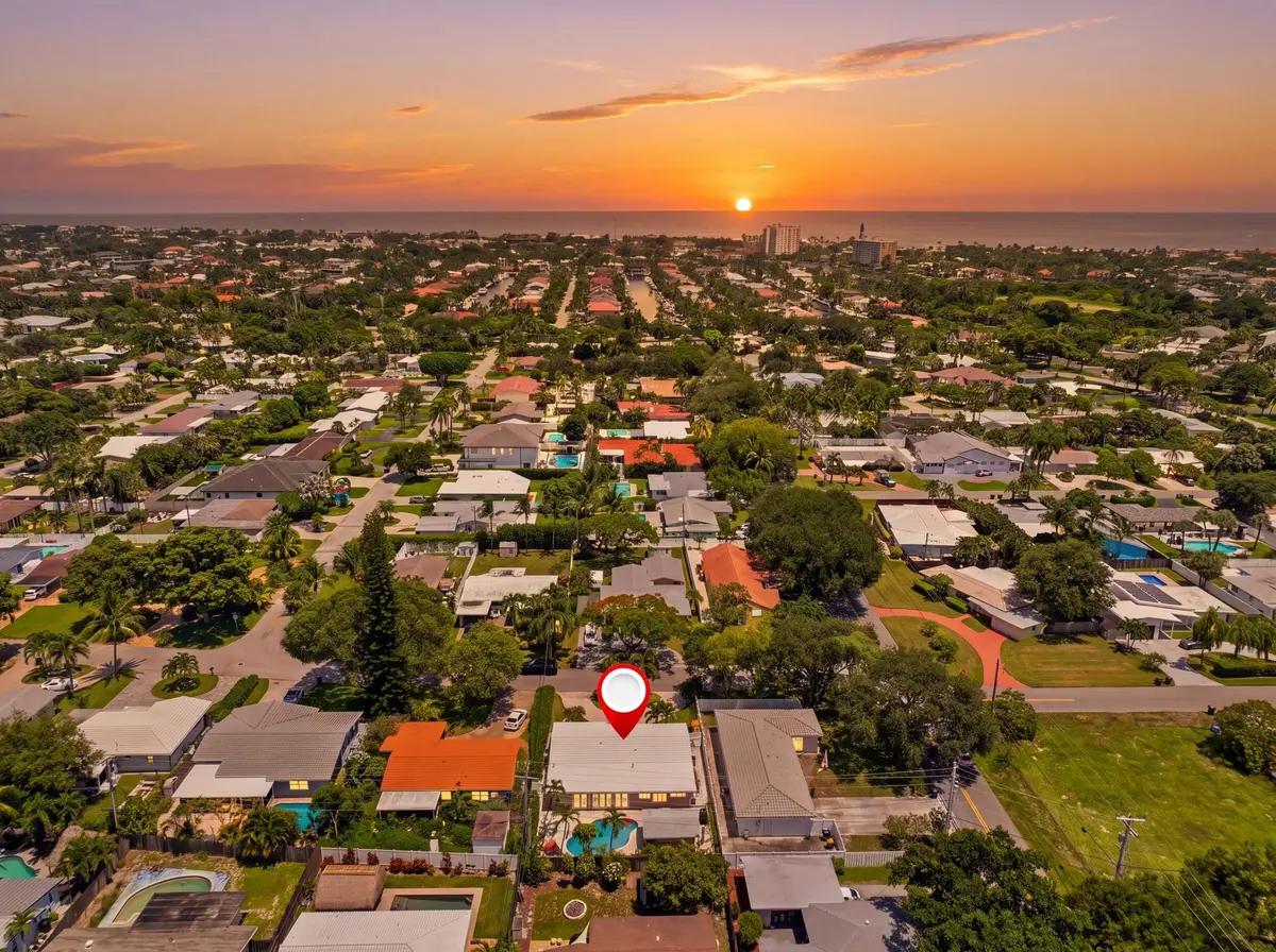 4_008_dji_20260813140551_0452_d_twilight at 2511 NE 20th Avenue, Lighthouse Point