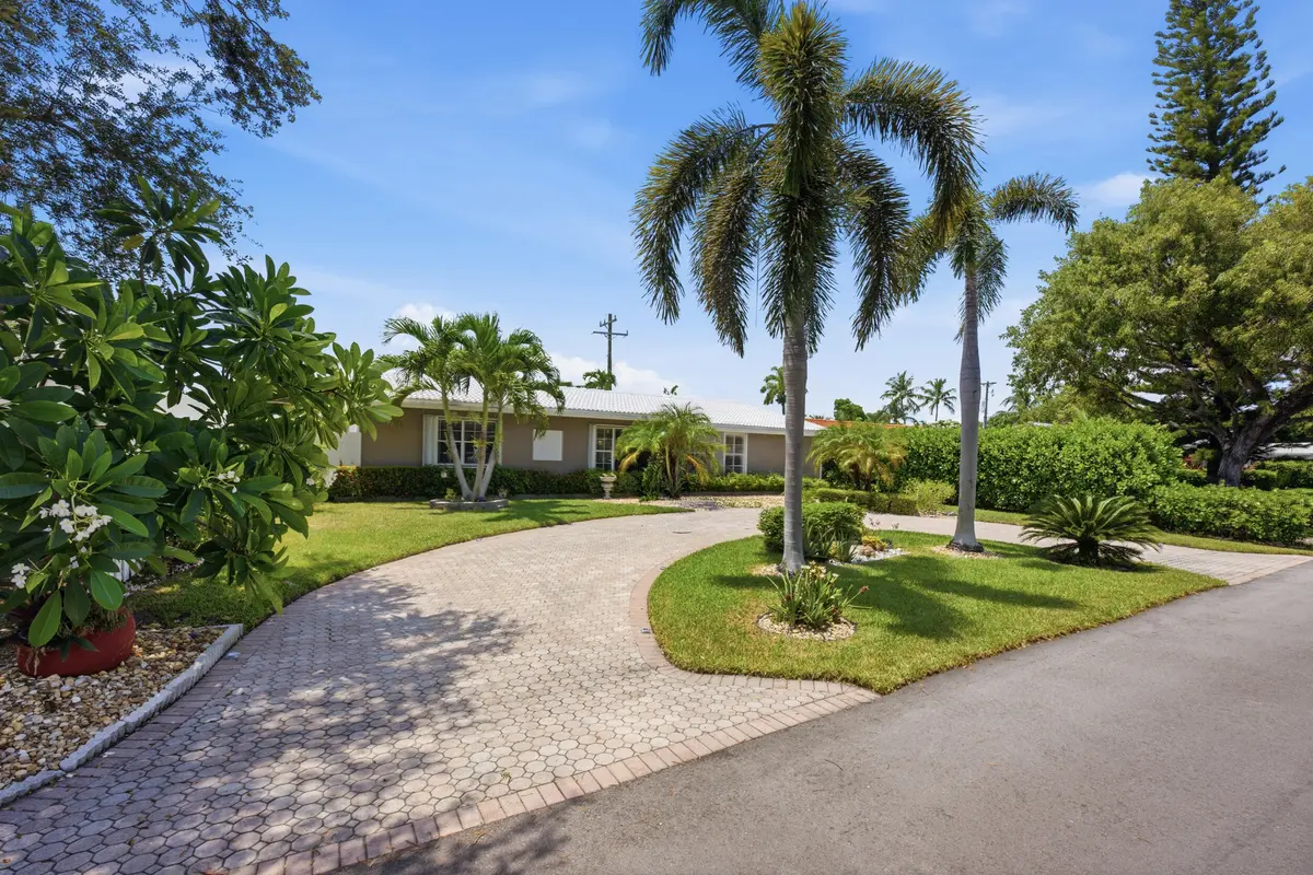 121__jjl5923 at 2511 NE 20th Avenue, Lighthouse Point