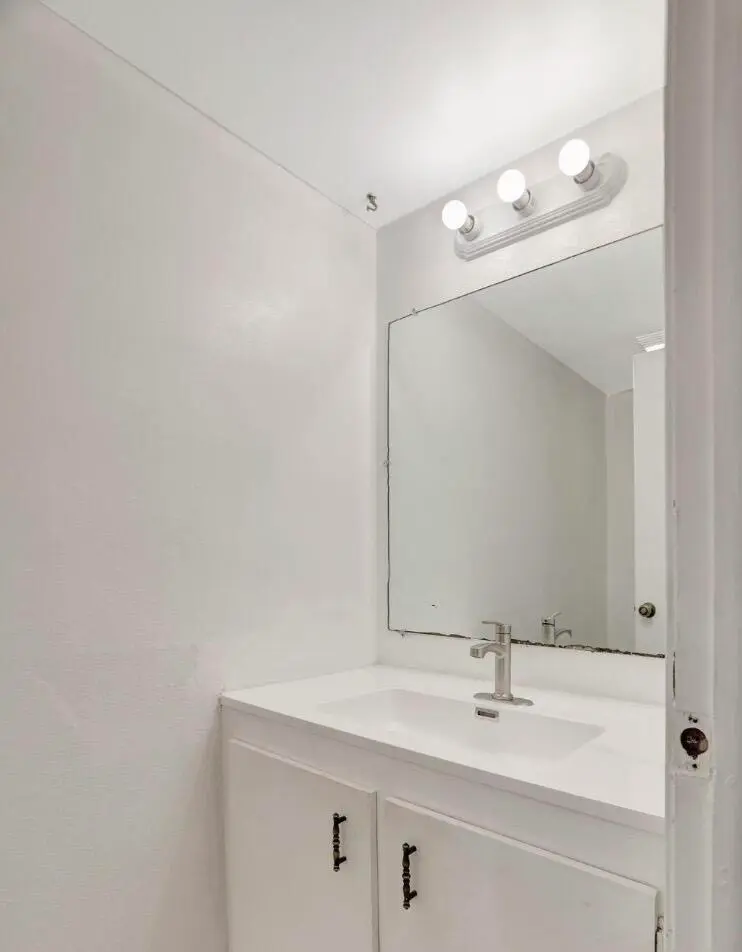 Image 8-15-26 at 12.21 AM (4) at 3056 Riverside Drive c6, Coral Springs