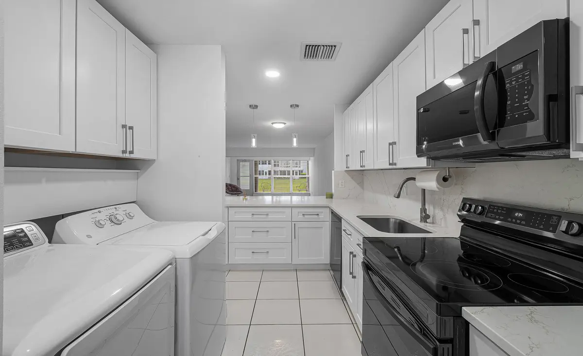 04-2830 SW 13th Street 101 at 2830 SW 13th Street 101, Delray Beach