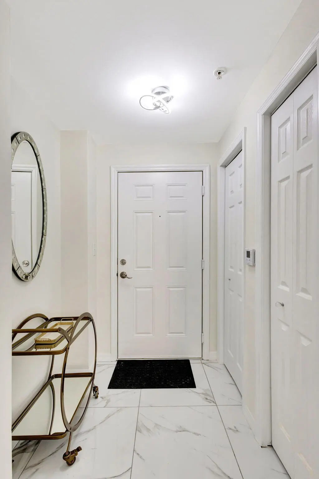 Foyer at 802 W WINDWARD Way 316, Lantana
