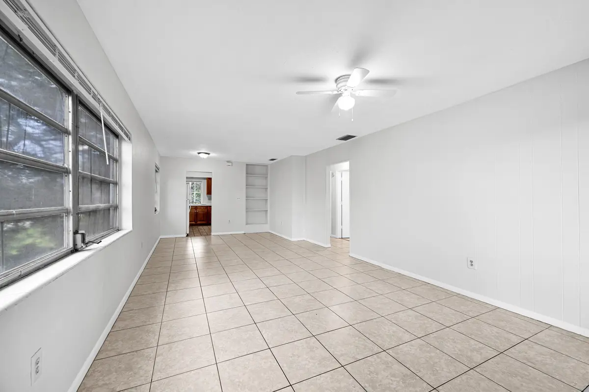 IMG_9837 at 199 SW 15th Street 3, Boca Raton