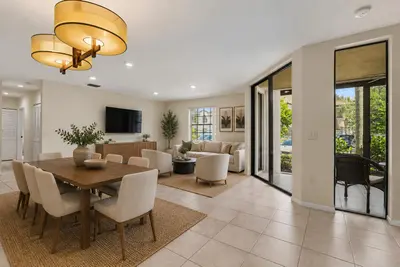 5136 FLORIA Drive H, Boynton Beach – Condominium for sale