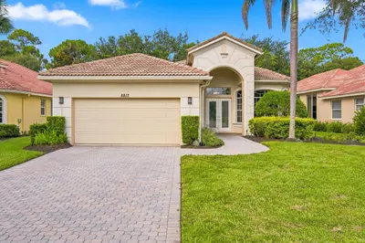 8817 Champions Way, Port St. Lucie – Single Family Residence for sale