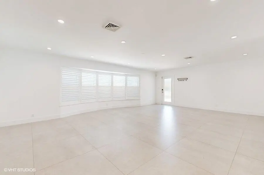 05_200sw6thave_2005_Small at 200 SW 6th Avenue, Boca Raton