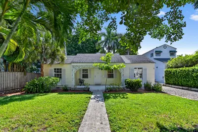 53 Palm Square, Delray Beach – Single Family Residence for sale