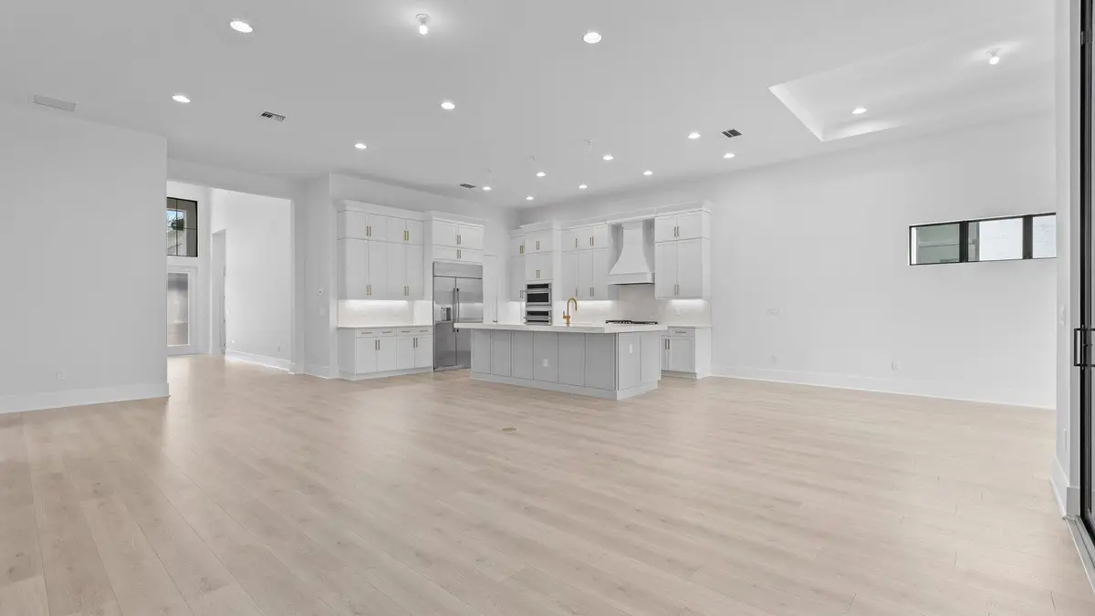 Kitchen-Dining at 13294 Artisan Circle, Palm Beach Gardens