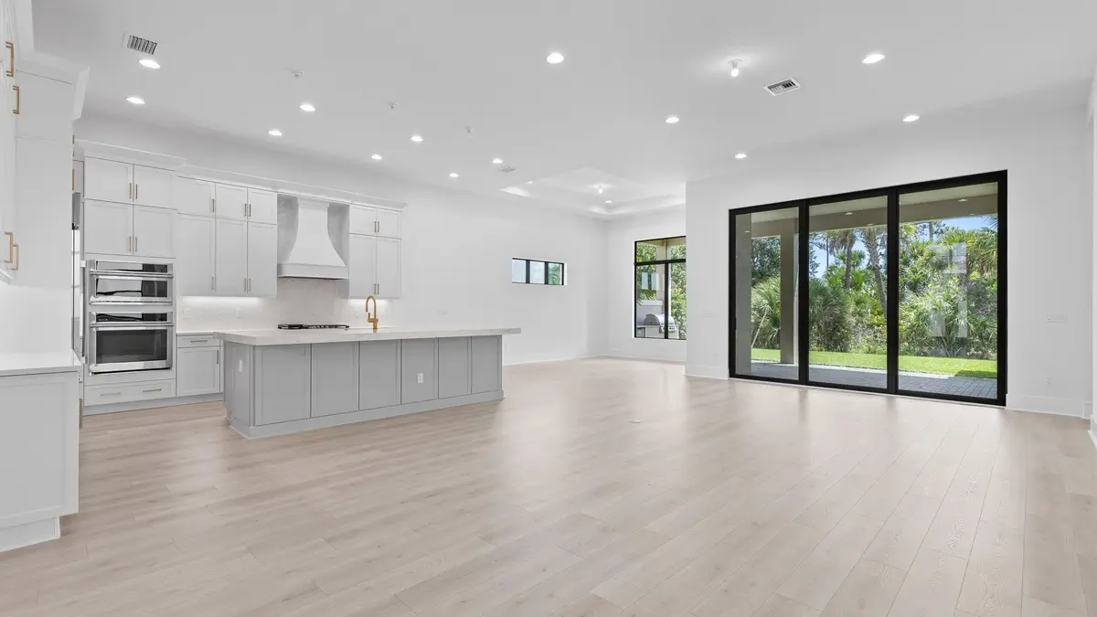 Kitchen-Great Room at 13294 Artisan Circle, Palm Beach Gardens