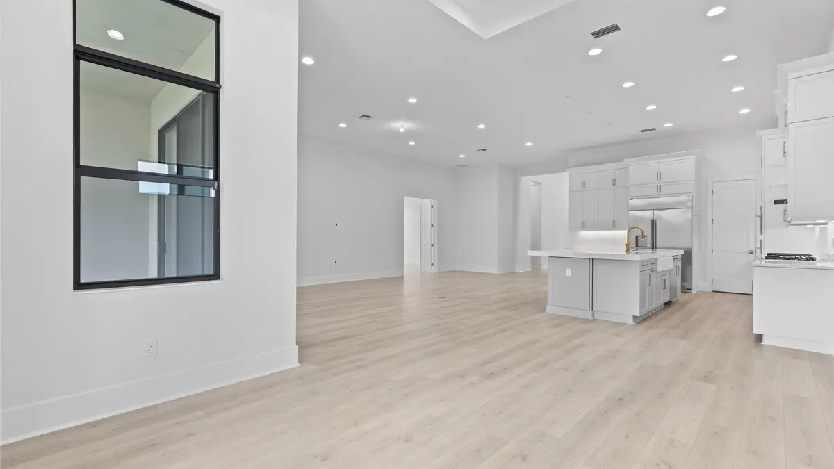 Kitchen-Great Room at 13294 Artisan Circle, Palm Beach Gardens