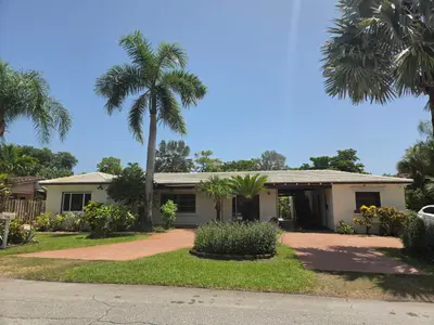 704 NE 22ND Drive 1-4, Wilton Manors – sold