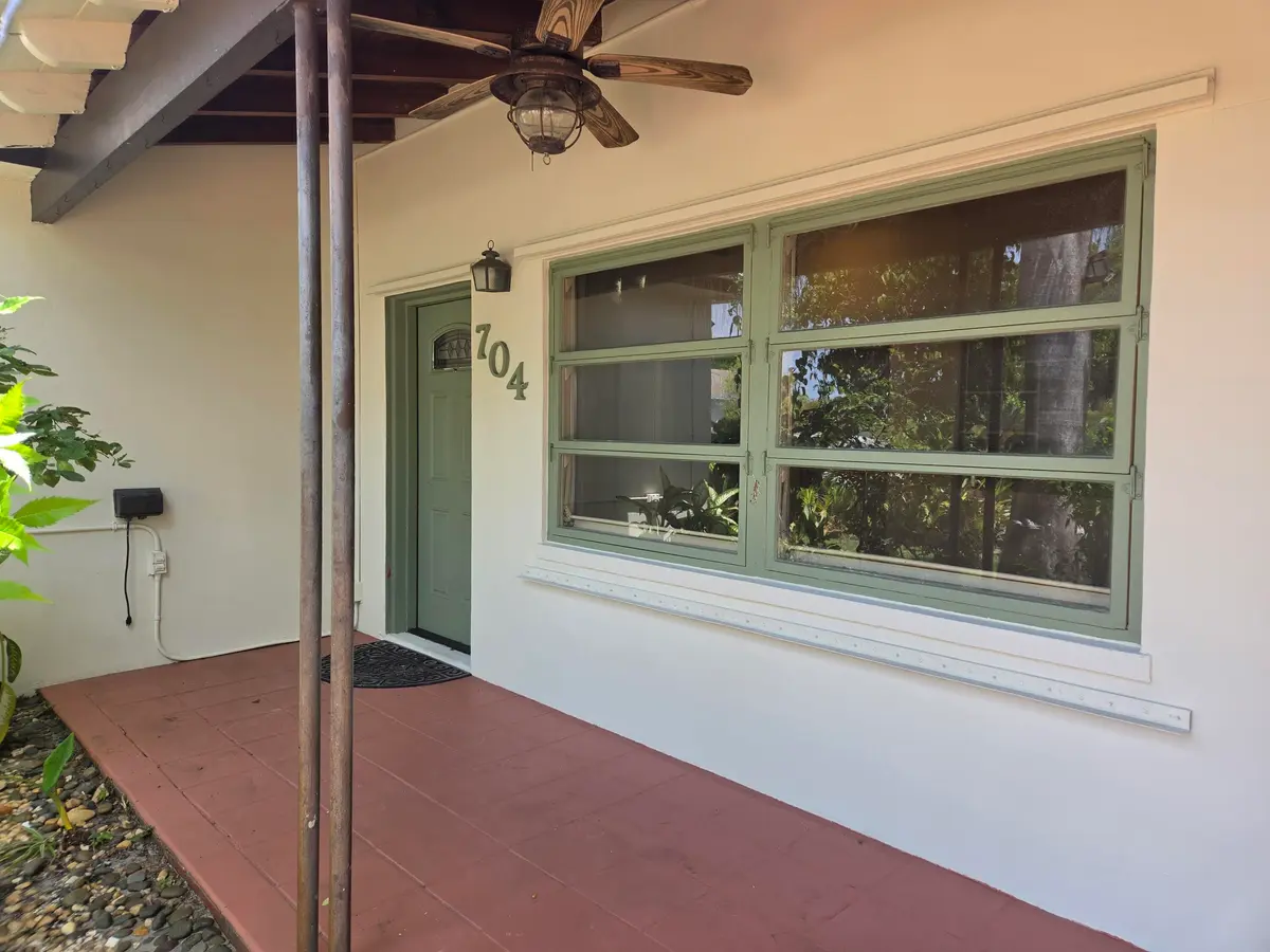 704-FrontDoor at 704 NE 22ND Drive 1-4, Wilton Manors