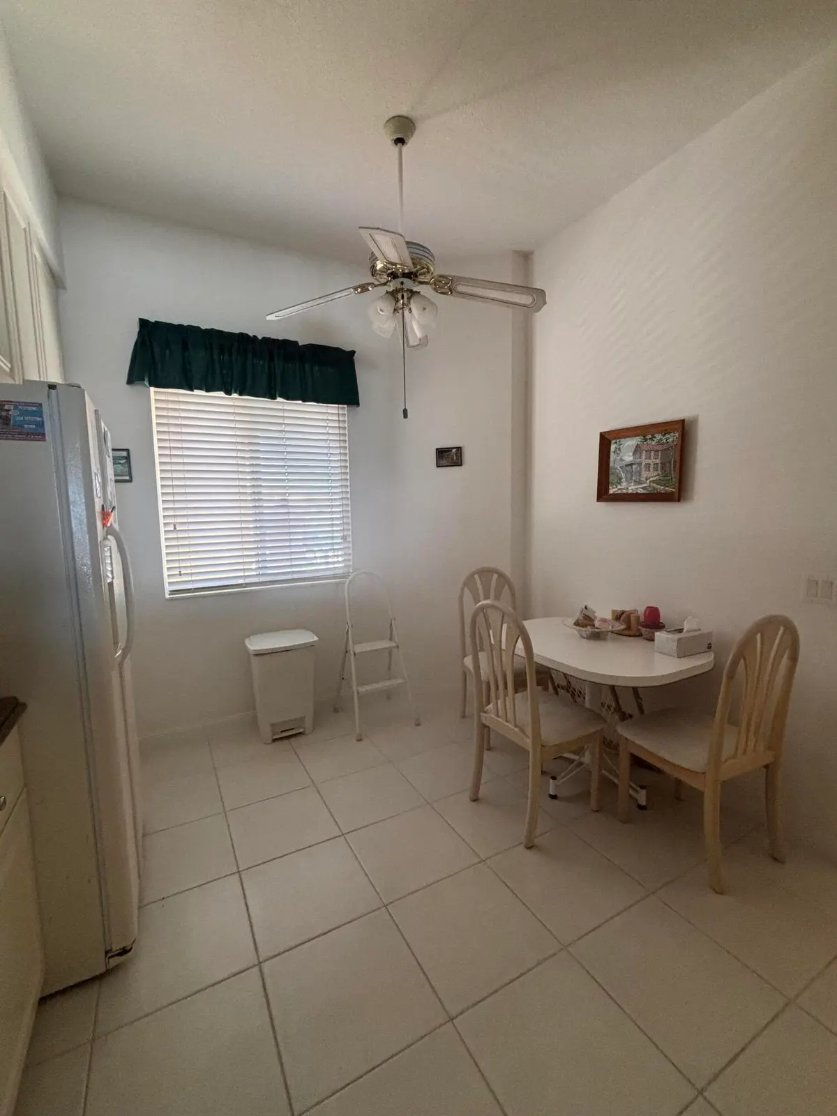 Eat IN Kitchen at 15 HARBOUR ISLE Drive PH05, Fort Pierce
