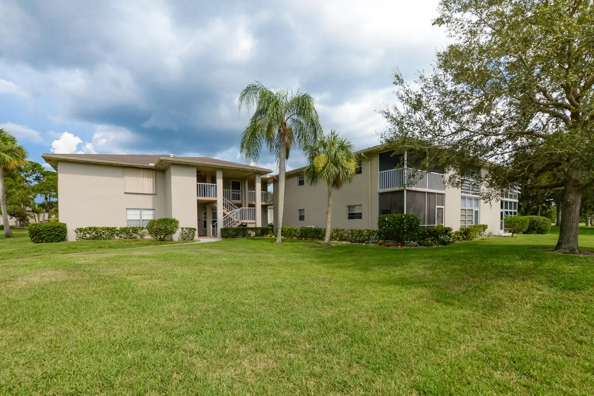 LV 34 at 8 Lake Vista Trail, Port St. Lucie