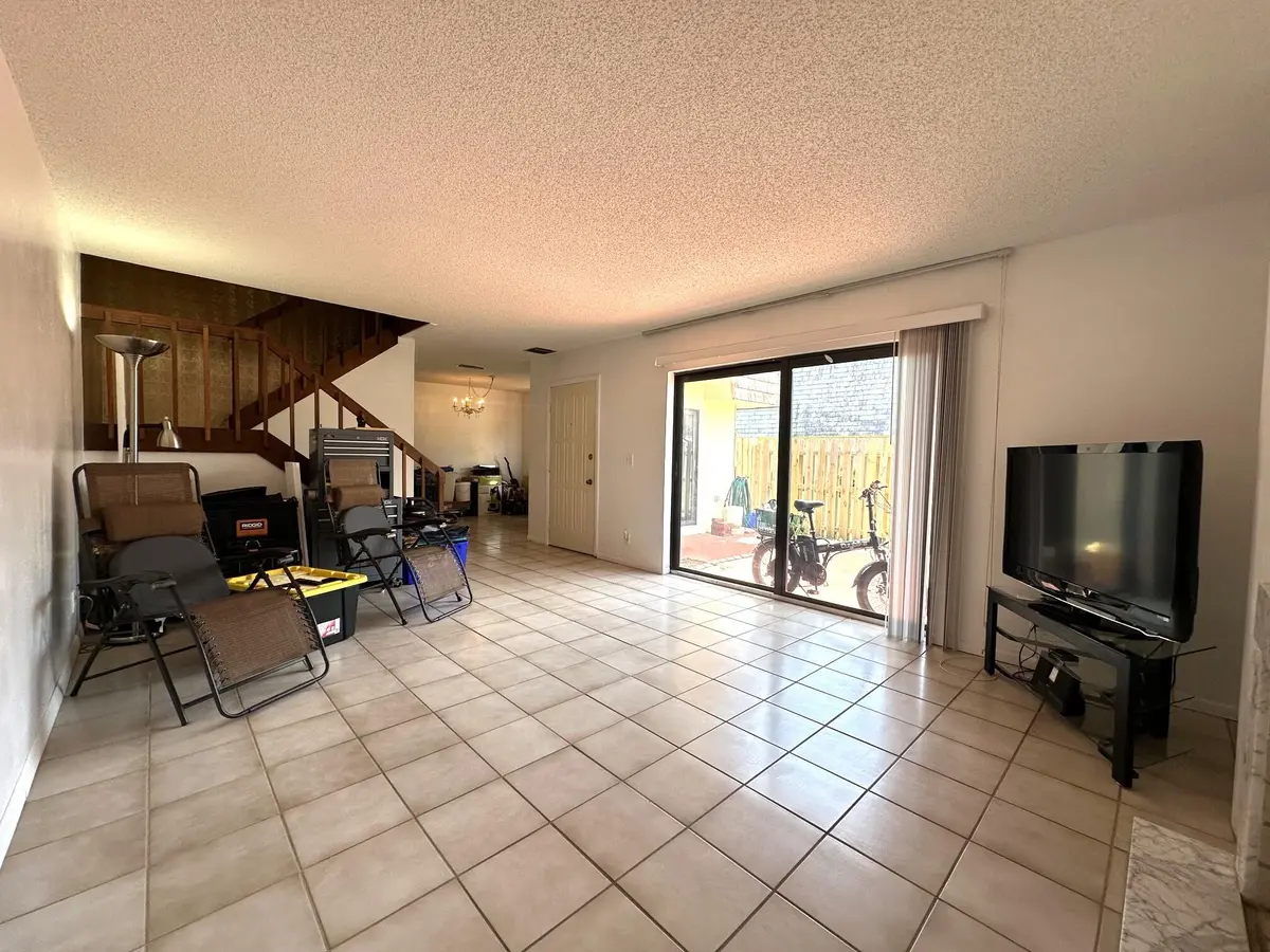 Living Room at 17 LAKE ARBOR Drive, Palm Springs