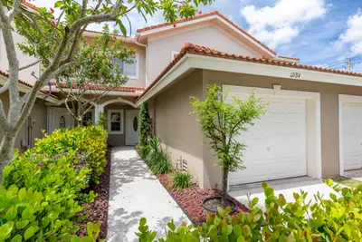 12764 Westhampton Circle, Wellington – Townhouse for rent