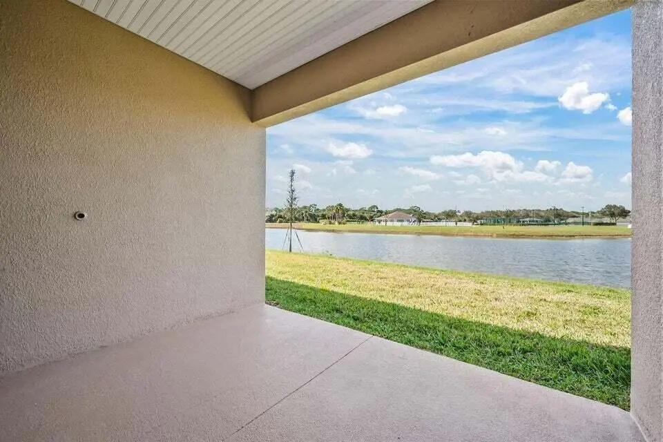 back porch at 8604 NW GIOVANNI Avenue 143-4, Fort Pierce