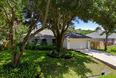 725 WENTWORTH Street, Sebastian – sold