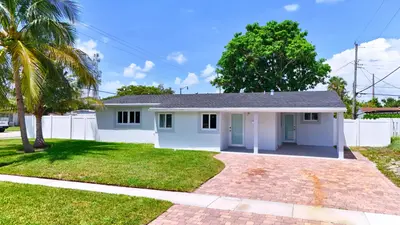 1441 SW 1ST Avenue, Deerfield Beach – Single Family Residence for sale