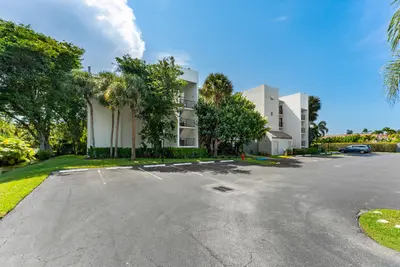 1605 S US HIGHWAY 1 E204, Jupiter – Condominium for rent